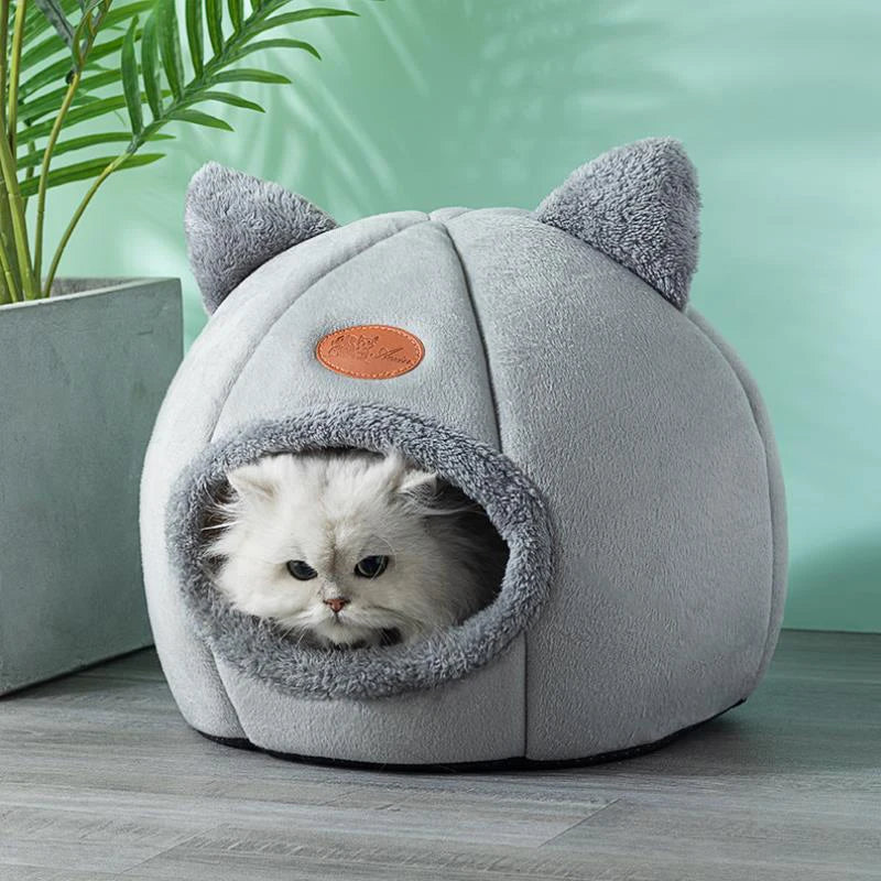 Winter Cave for Cats & Small Dogs